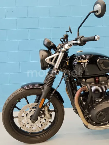 Triumph Street Twin - Vista 4