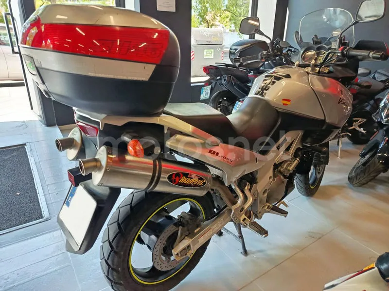 Suzuki V-Strom 1000 - Vista 9