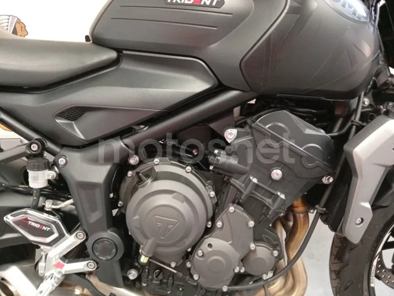 Triumph Trident 660 - Vista 4