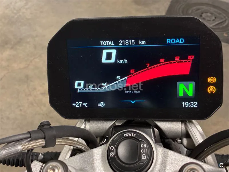 BMW R 1250 R - Vista 15