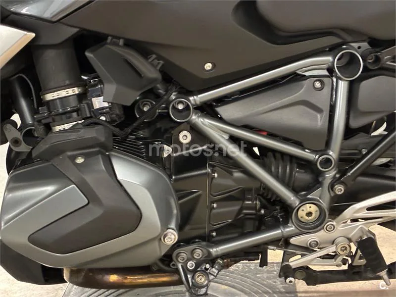 BMW R 1250 R - Vista 8