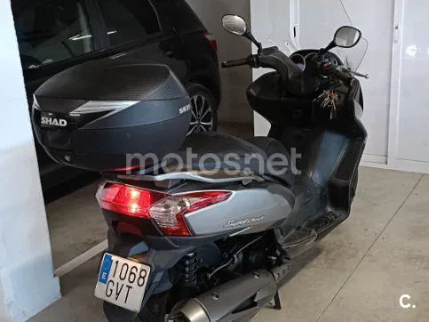 Kymco Super Dink 300 - Vista 3