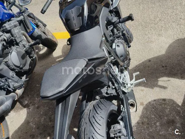 Suzuki GSX-8S - Vista 5