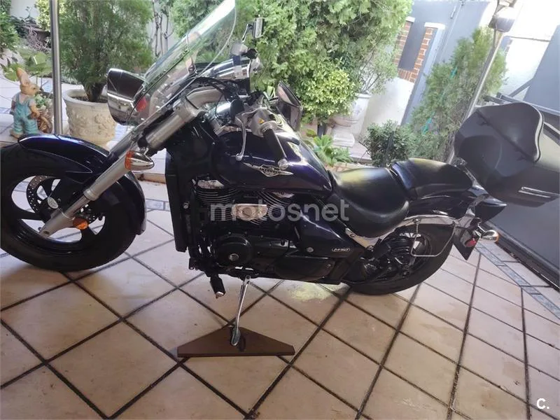 Suzuki Intruder M800 - Vista 4