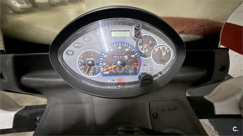 Kymco Grand Dink 125 - Vista 4