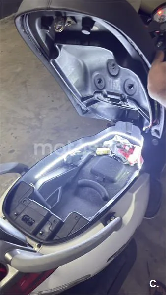 Kymco Grand Dink 125 - Vista 6