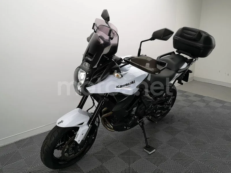 Kawasaki Versys 650 - Vista 9