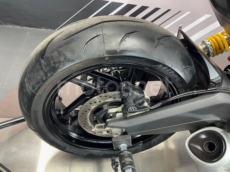 Ducati Monster 797 - Vista 14