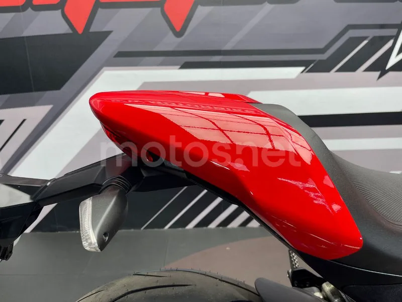 Ducati Monster 797 - Vista 15