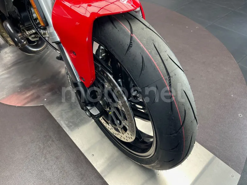 Ducati Monster 797 - Vista 18