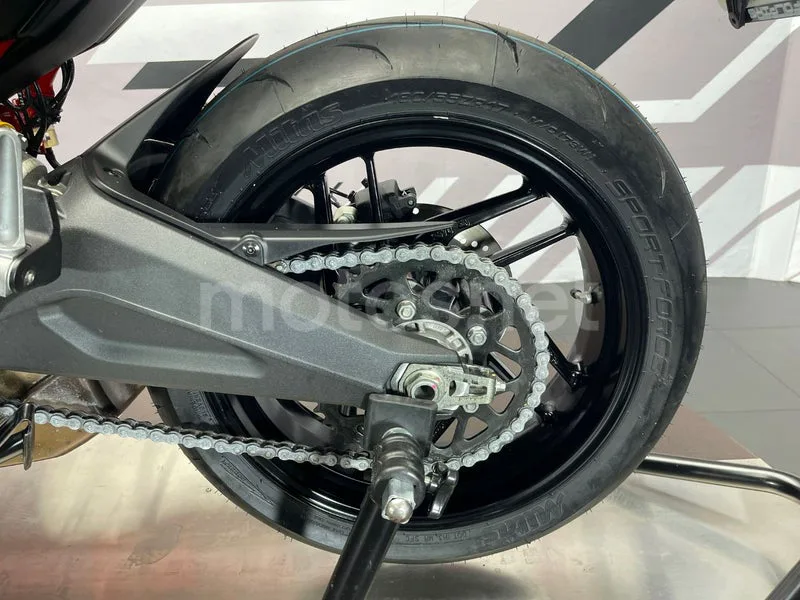 Ducati Monster 797 - Vista 19