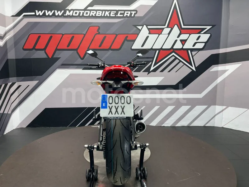Ducati Monster 797 - Vista 4