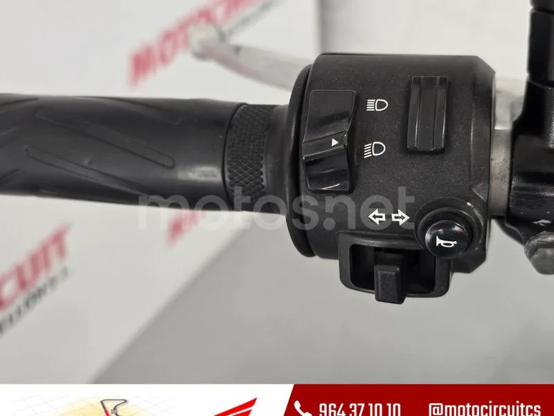 Yamaha MT-07 - Vista 12