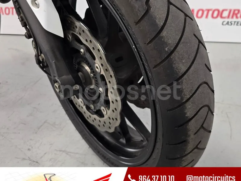 Yamaha MT-07 - Vista 9