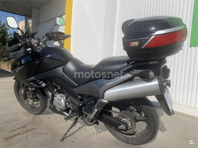 Suzuki V-Strom 1000 - Vista 4