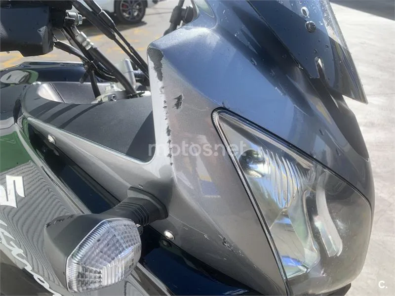 Suzuki V-Strom 1000 - Vista 7