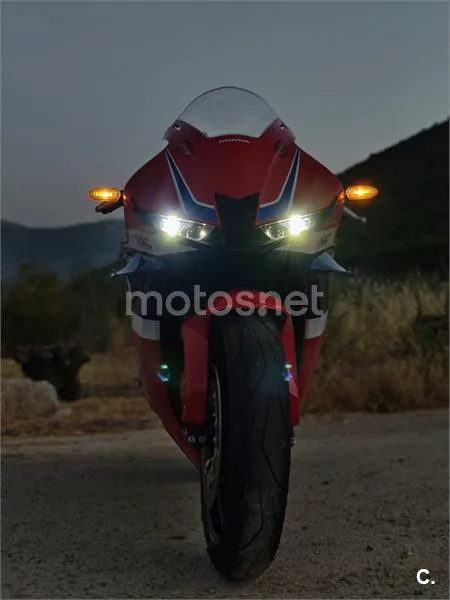 Honda CBR600RR - Vista 7