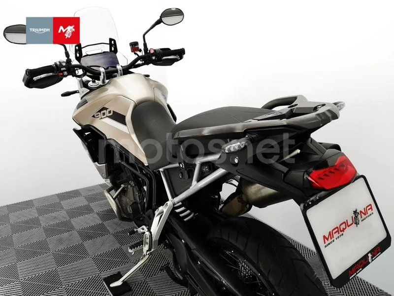 Triumph Tiger 900 - Vista 22