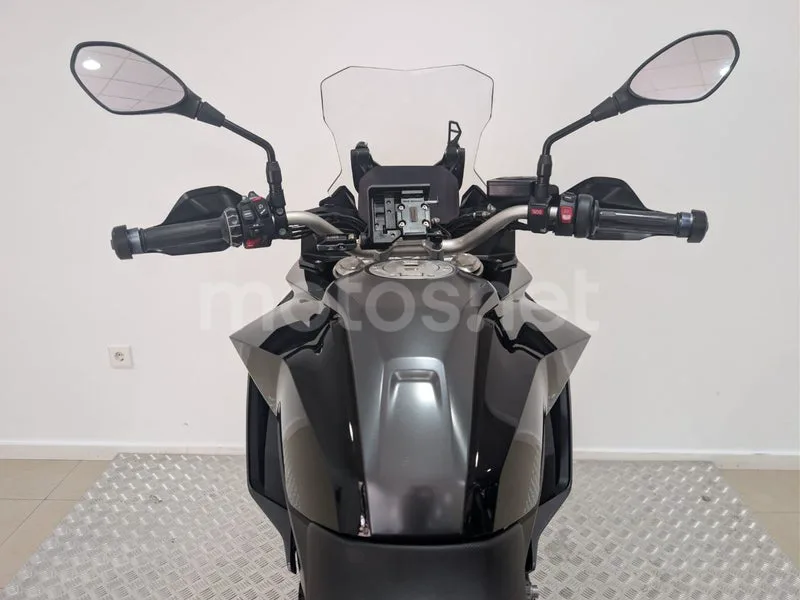 BMW F 900 XR - Vista 13