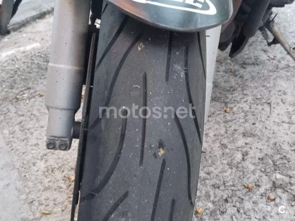 Suzuki GSR600 - Vista 3