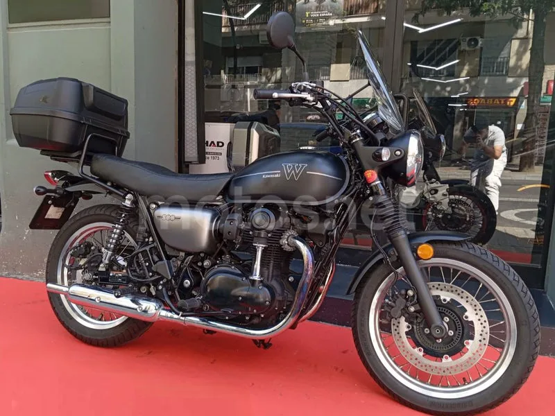 Kawasaki W800 - Vista 3