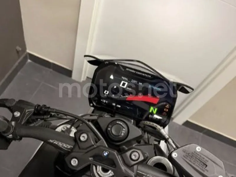 BMW S 1000 R - Vista 21
