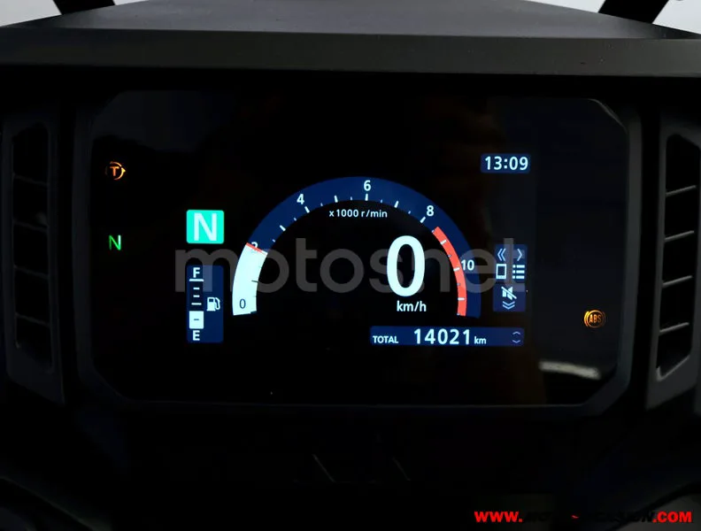 Honda NX500 - Vista 6