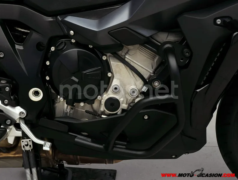 BMW S 1000 XR - Vista 5