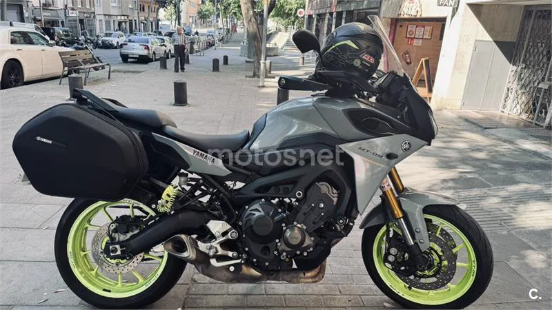 Yamaha MT-09 Tracer 5800 € 2016 Barcelona - 2