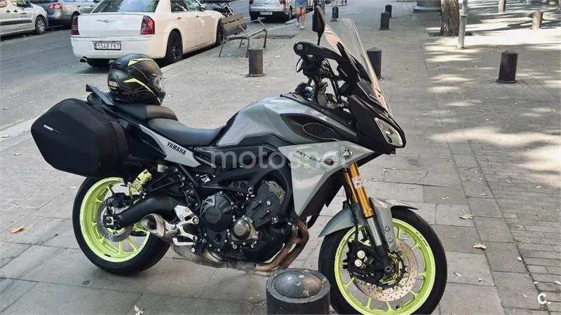 Yamaha MT-09 Tracer - Vista 13
