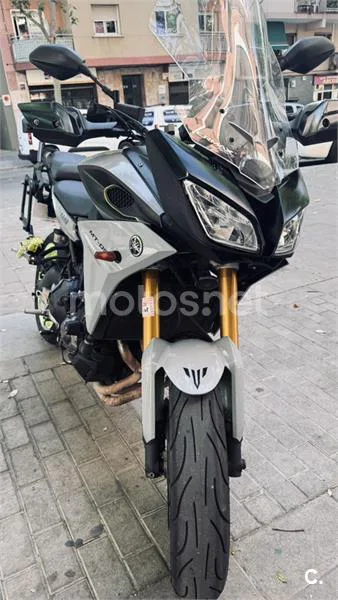 Yamaha MT-09 Tracer - Vista 9