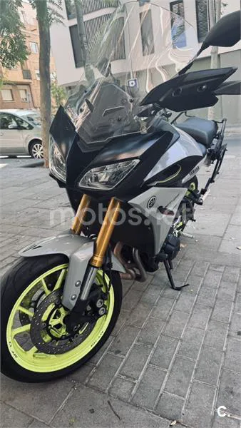 Yamaha MT-09 Tracer - Vista 10