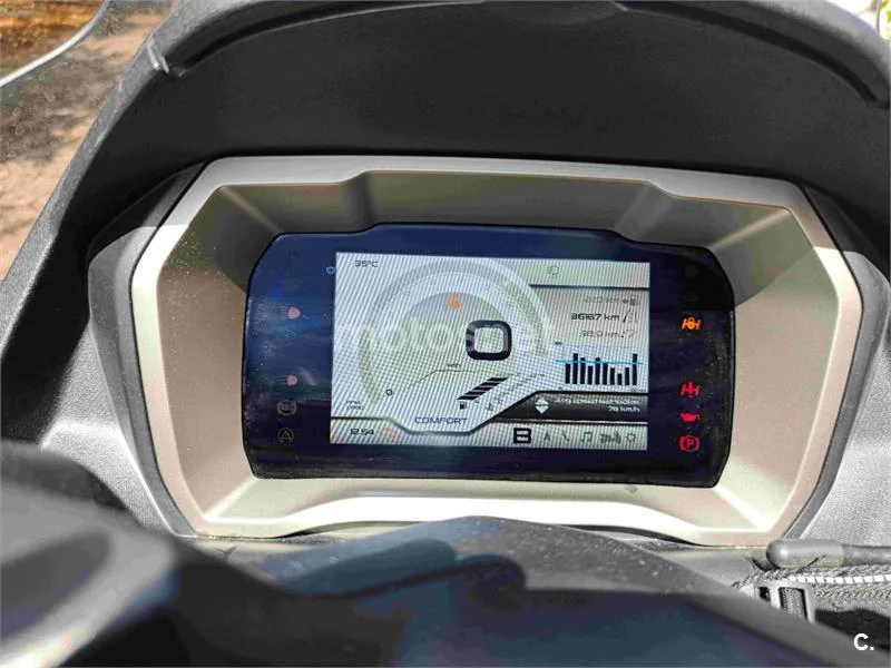Piaggio MP3 530 Exclusive - Vista 6