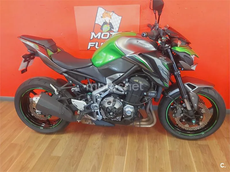 Kawasaki Z900 - Vista 15