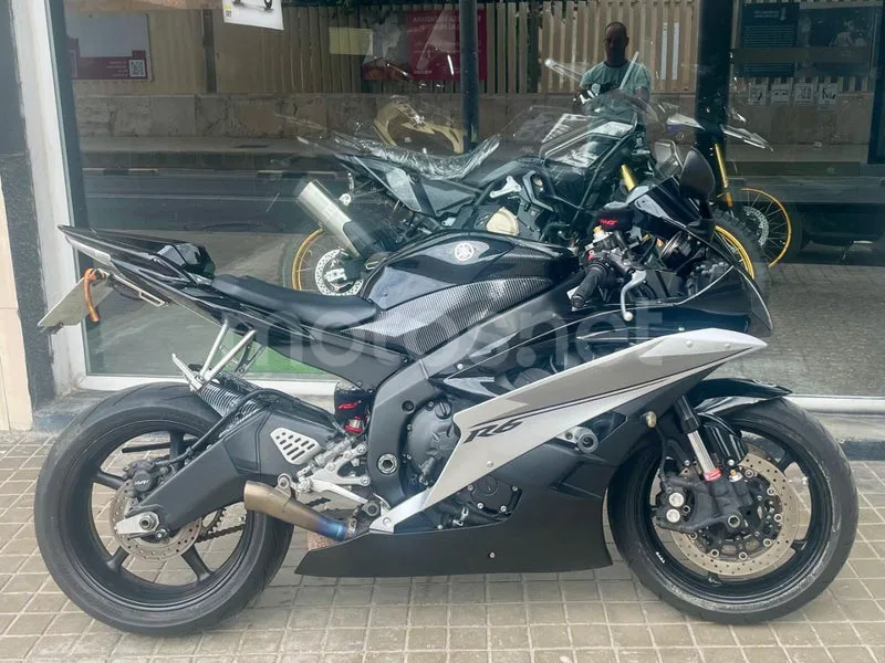 Yamaha YZF-R6 7499 € 2007 Valencia - 1
