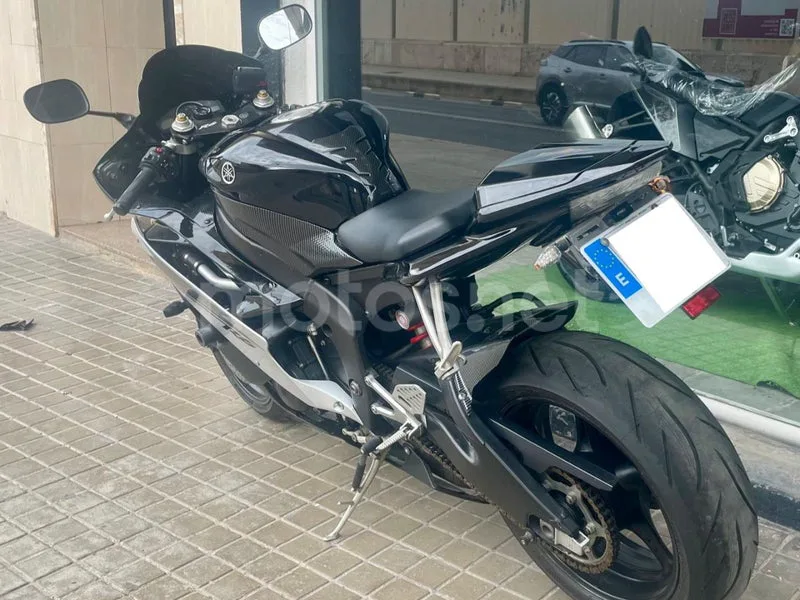 Yamaha YZF-R6 - Vista 4