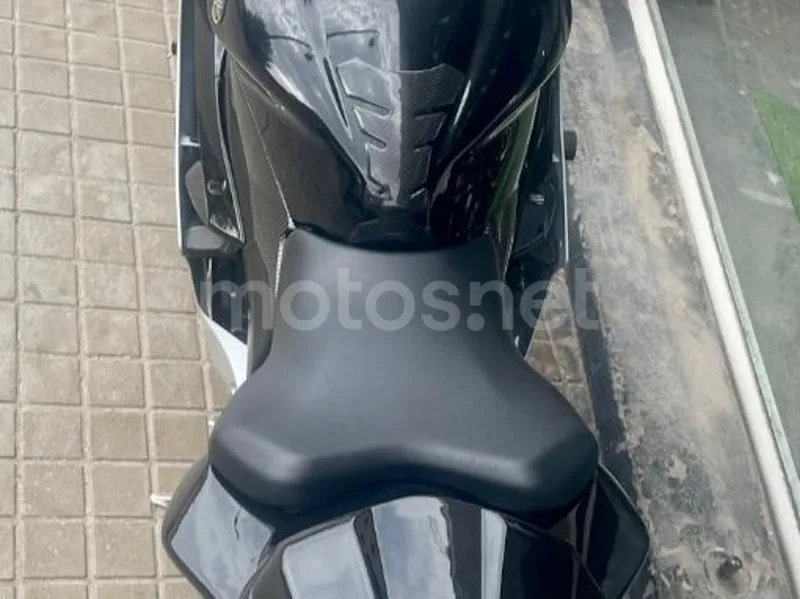 Yamaha YZF-R6 - Vista 5