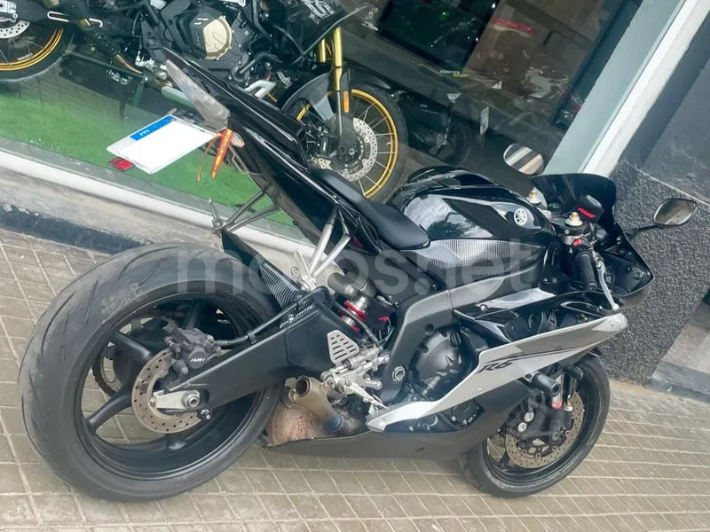 Yamaha YZF-R6 - Vista 6
