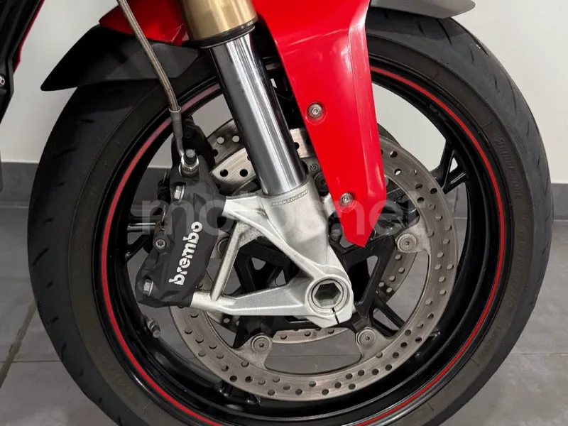 BMW S 1000 XR - Vista 10
