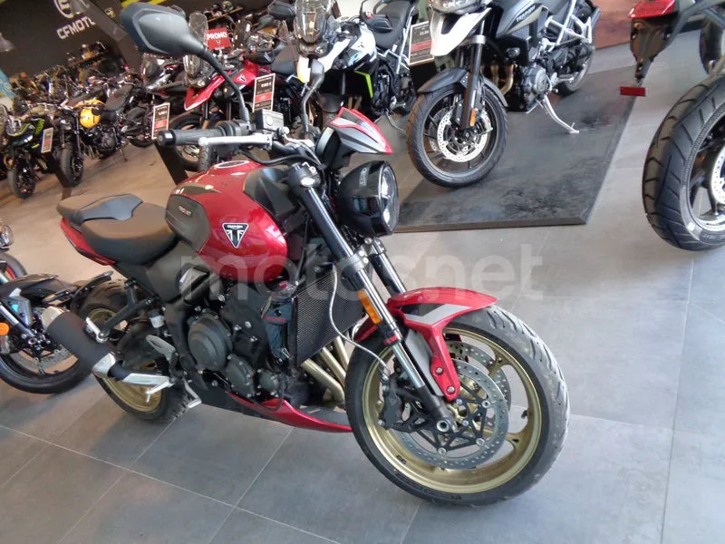 Triumph Trident 800 8950 € 2026 Valladolid - 2