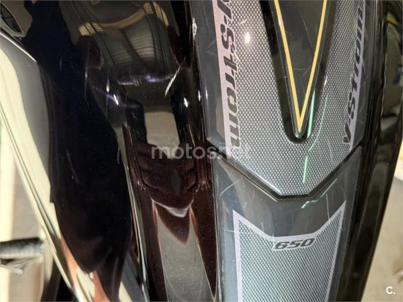 Suzuki V-Strom 650 - Vista 4