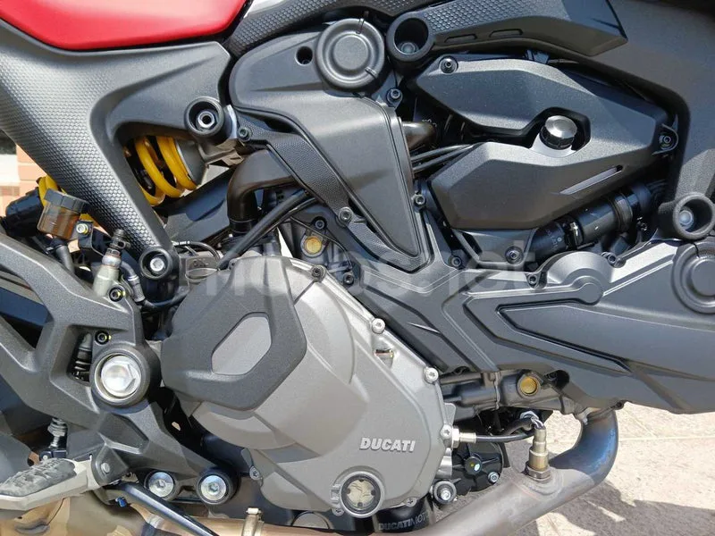 Ducati Monster - Vista 8