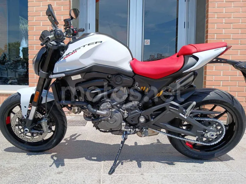 Ducati Monster 11.290 € 2025 Valencia - 2