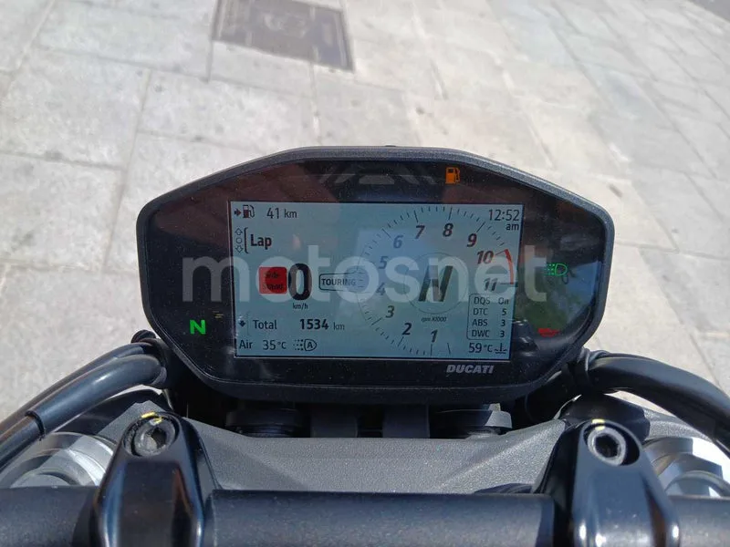 Ducati Monster - Vista 15