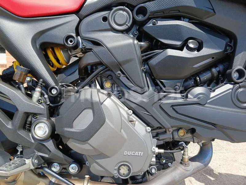 Ducati Monster - Vista 7
