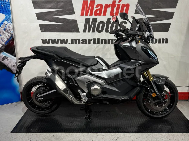 Honda X-ADV - Vista 3