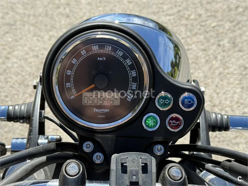 Triumph Bonneville 4500 € 2011 Madrid - 2