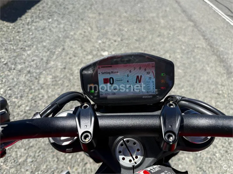 Ducati Monster - Vista 8