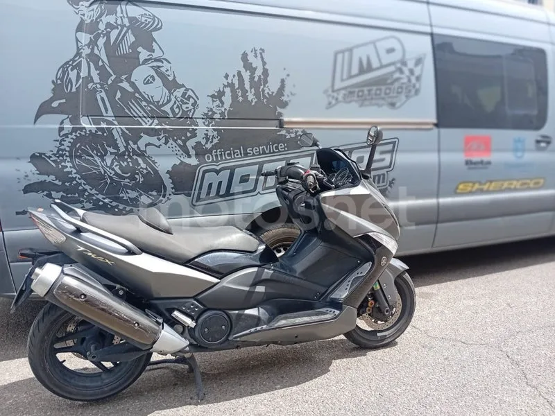 Yamaha TMAX 500 - Vista 4