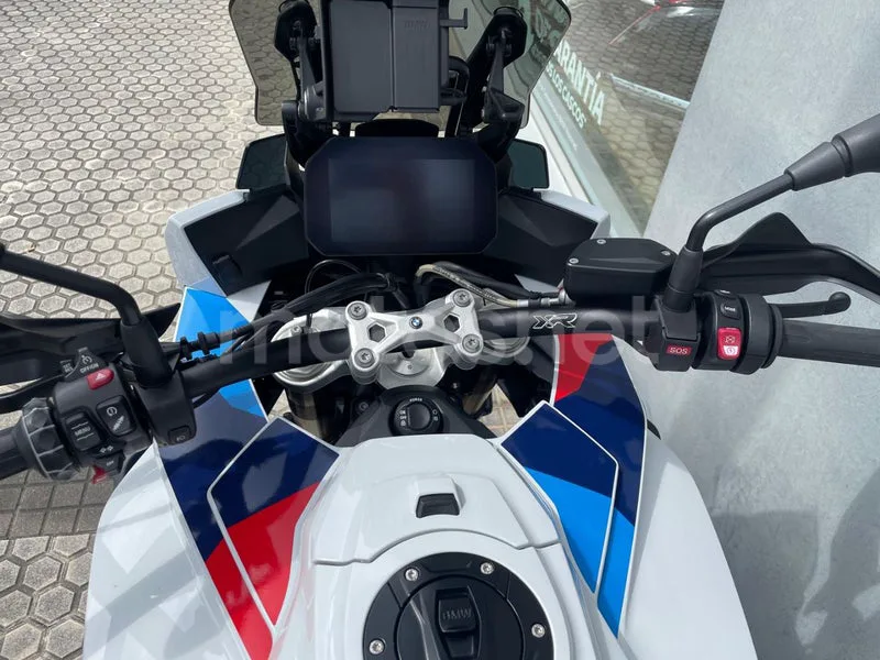 BMW S 1000 XR - Vista 9